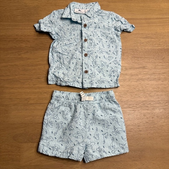 Tommy Bahama Other - Tommy Bahama Aqua Dolphin Print Shirt and Shorts